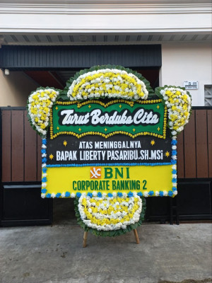 Papan Bunga Duka di Damarraja
