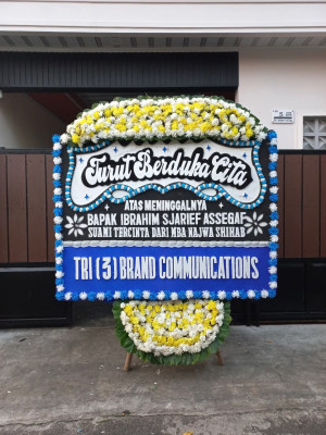 Papan Bunga Duka di Damarraja
